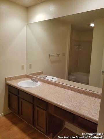 Building Photo - 8414 Cranberry Hill