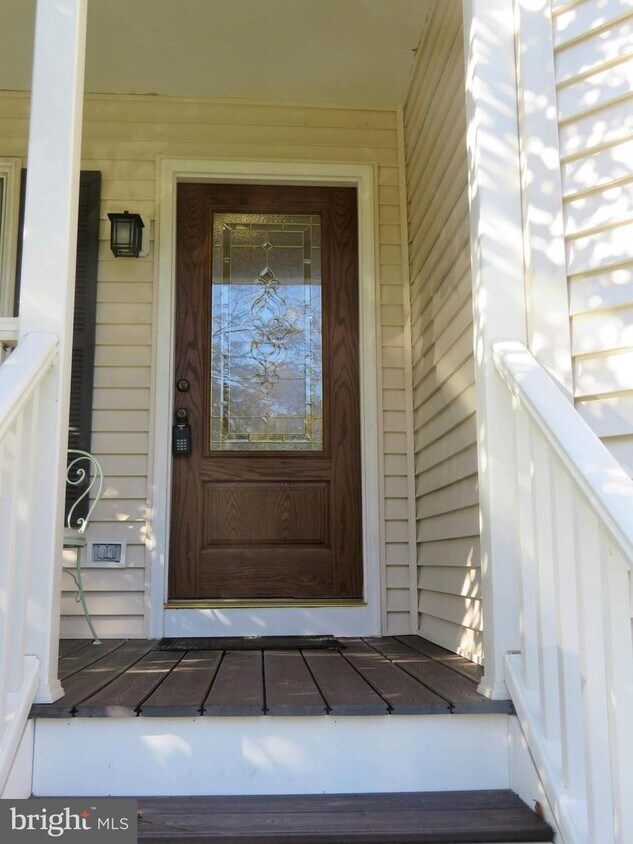 Primary Photo - 446 Nutley St NW