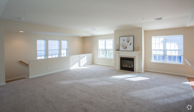 Living Room - Hanover Glen