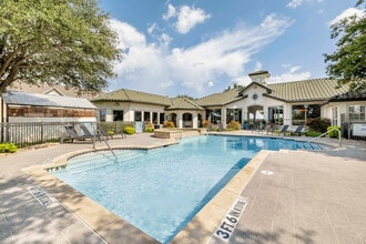 Building Photo - Belmond Apartments