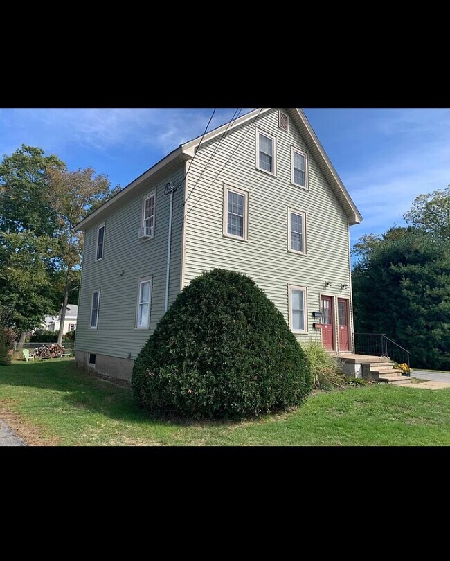Building Photo - 138 High St