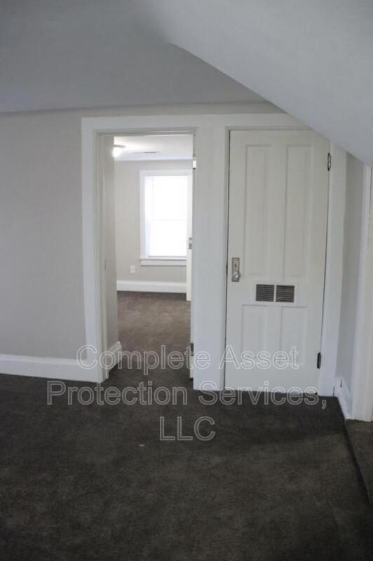 Building Photo - 412 Wabash St