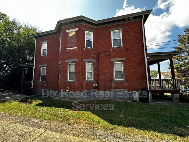 Foto del edificio - 3729 Herbert Ave
