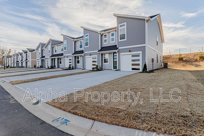 Building Photo - 1455 Darrowby Wy