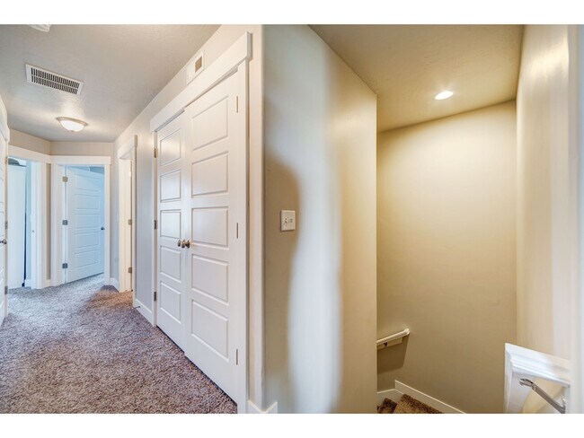 Building Photo - 1818 W 680 S