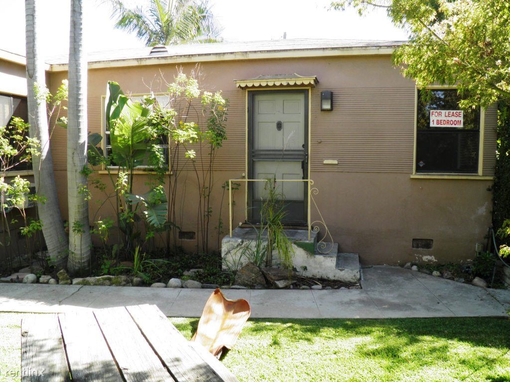 Foto principal - 2536 Military Ave