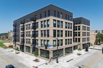 Building Photo - The Deco