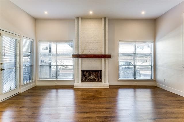 Building Photo - 10403 High Hollows Dr