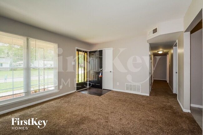 Building Photo - 212 Allen Dr