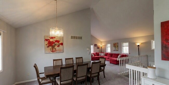 Foto del edificio - W162N11659 Park Ave