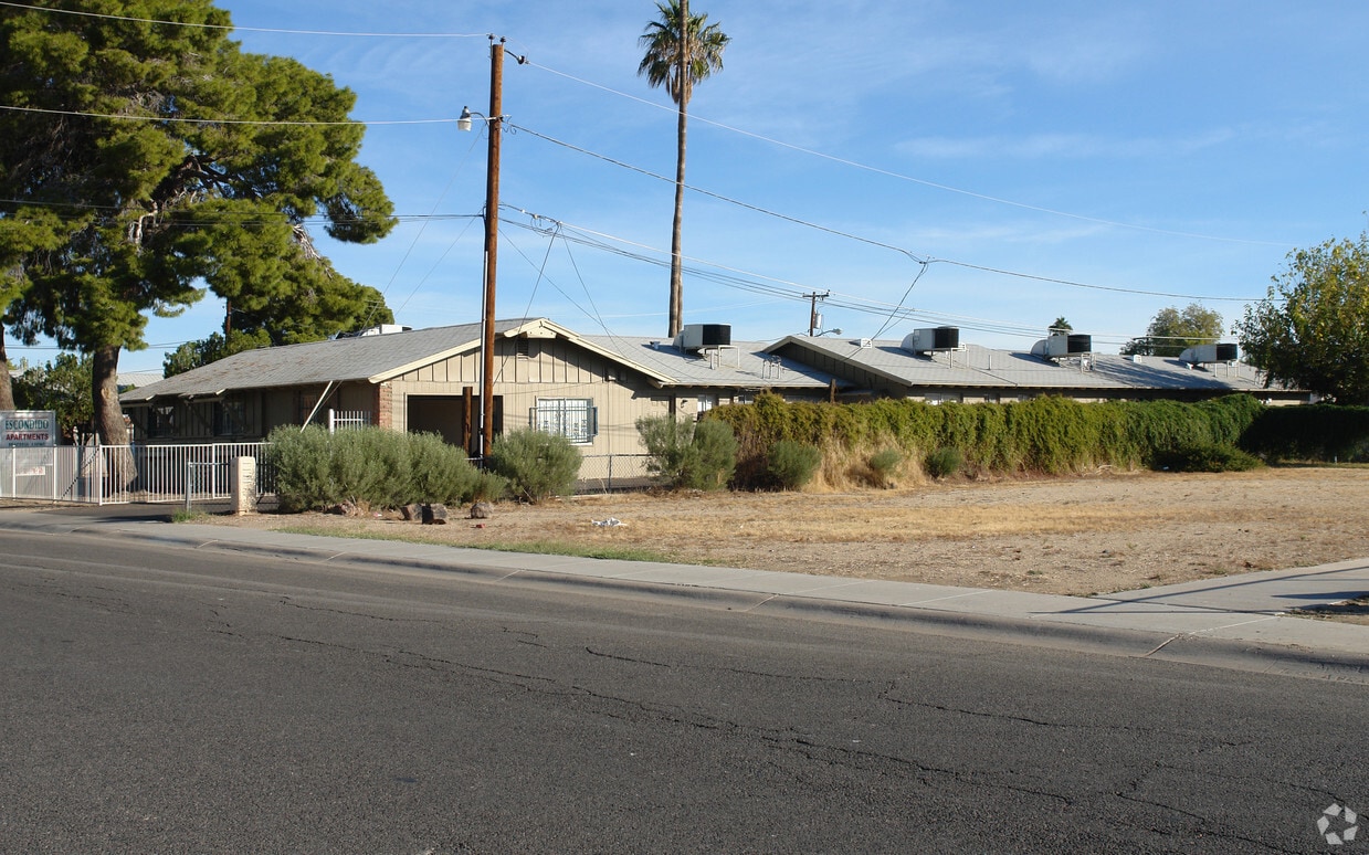 Building Photo - Escondido Apartments