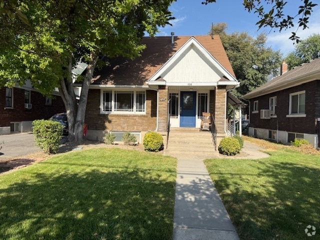 Building Photo - 434 N 200 E
