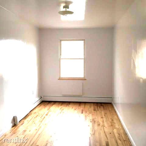 Building Photo - 1010 Evergreen Ave