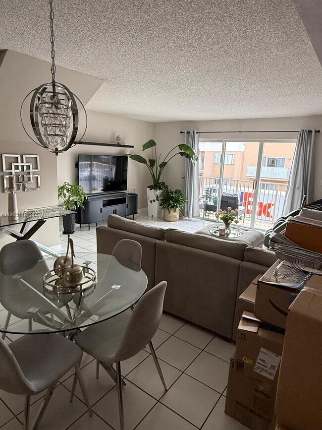 Foto del edificio - 14903 SW 80th St