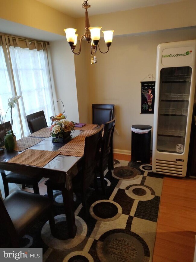 Foto del edificio - 9226 Weathervane Pl