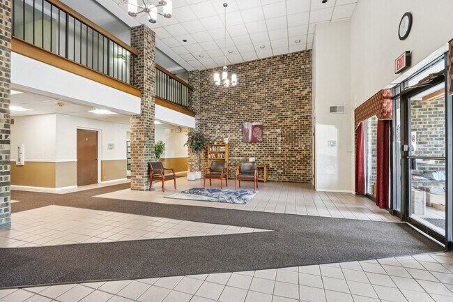 Foto del edificio - 1463 Mercury Dr