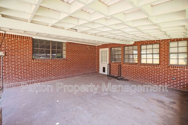 Foto del edificio - 21 Edgewood Ln