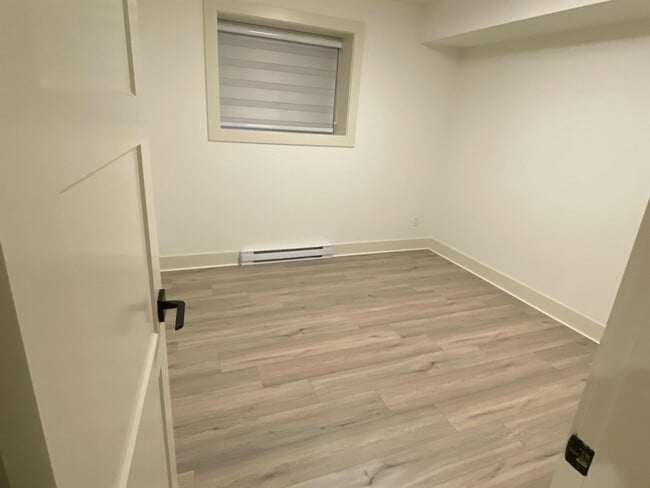 Building Photo - Basement 19811 75TH AVENUE