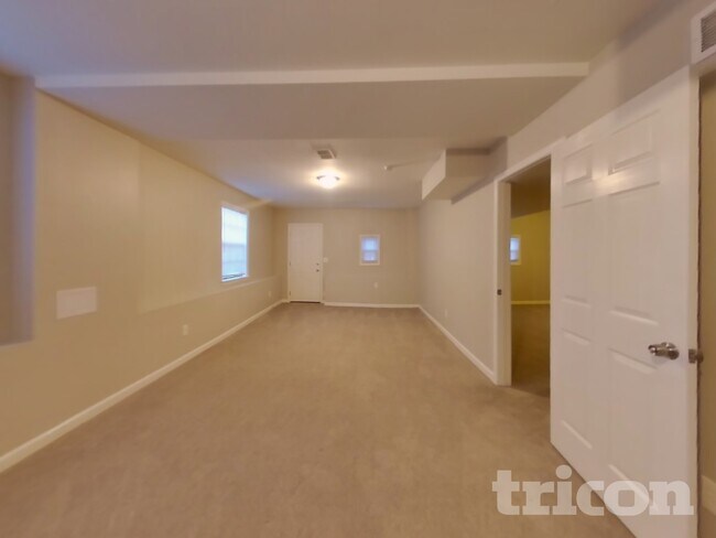 Foto del edificio - 3510 Cove Terrace