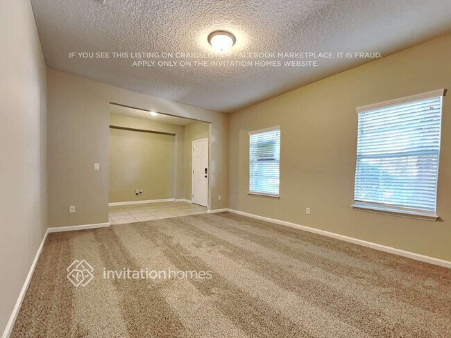 Foto del edificio - 517 Southwood Way