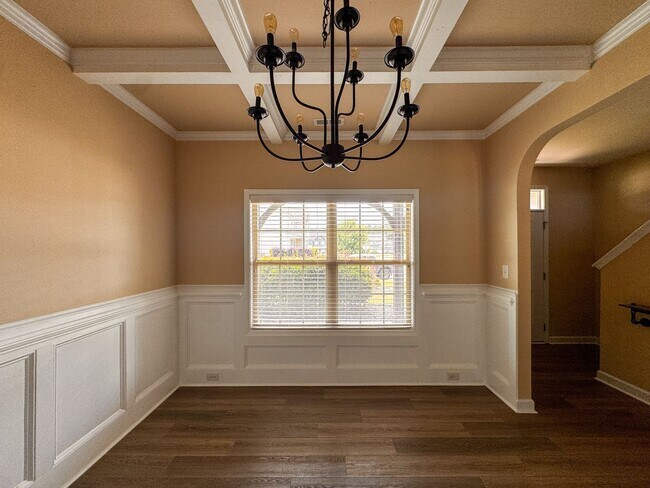 Foto del edificio - Well-Maintained 4 Bed 2.5 Bath Home in Westgate