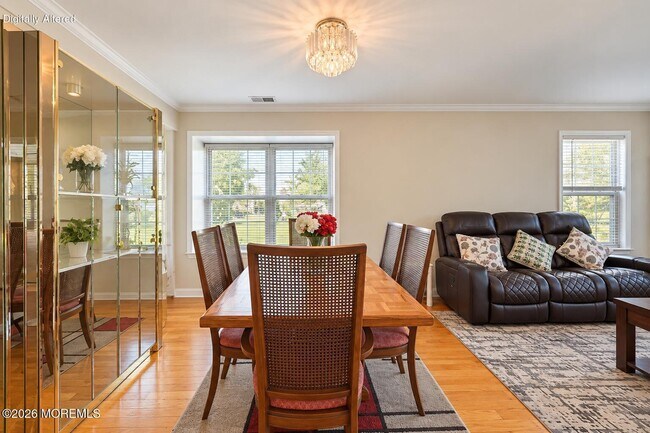 Foto del edificio - 733 Snowdrop Ct