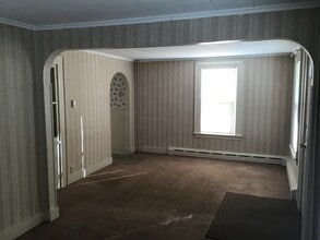 Building Photo - 143 Prospect St