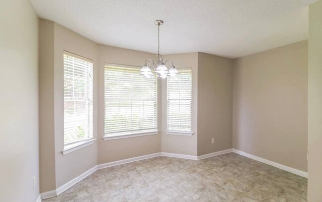 Building Photo - 6849 Fireside Ln