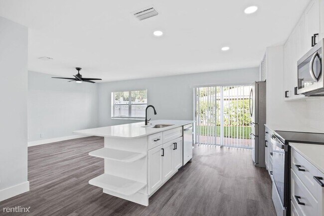 Foto del edificio - 3 br, 2.5 bath House - 3315 Blue Fin Dr