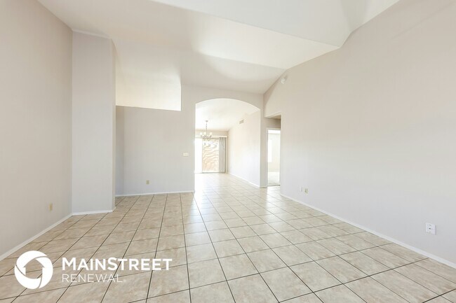 Foto del edificio - 18437 N 8th Pl