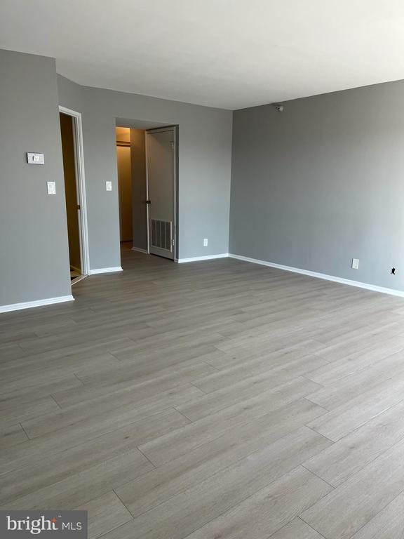 Foto principal - 1600 N Oak St