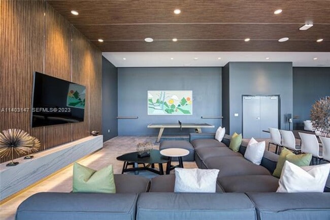 Foto del edificio - 3170 SW 22nd St