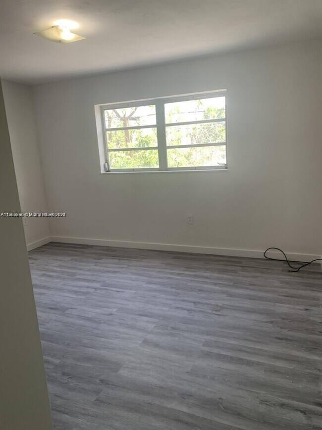 Foto del edificio - 12890 NE 8th Ave