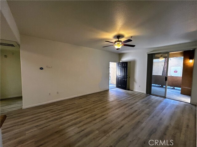 Foto del edificio - 24909 Madison St