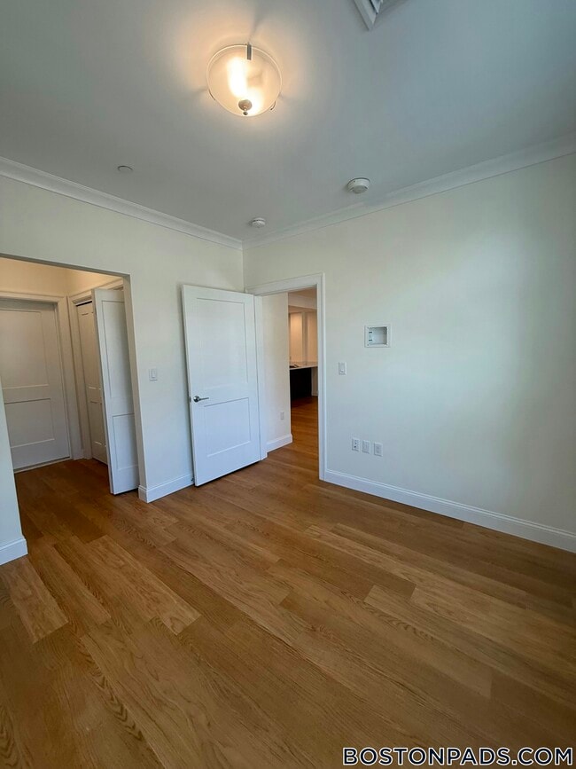 Building Photo - 120 Gerry Rd