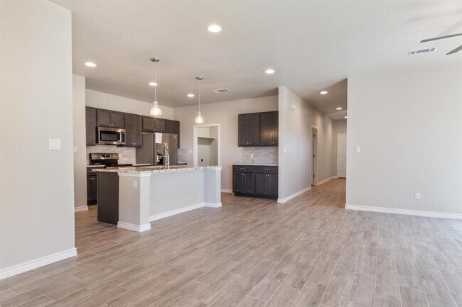 Foto del edificio - 393 County Rd 306