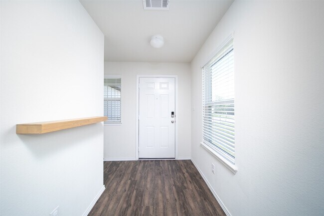 Foto del edificio - 17834 Planted Orchard Dr