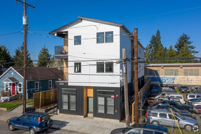 Building Photo - 61st Avenue Apartments