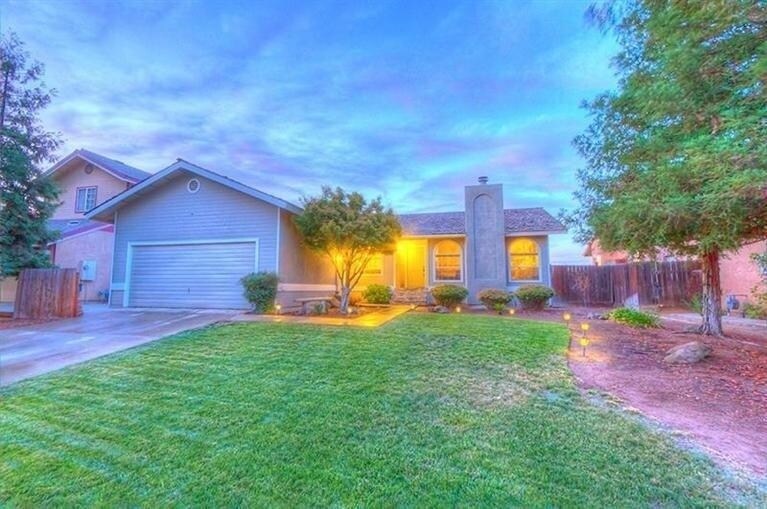 Foto principal - 6044 E Illinois Ave