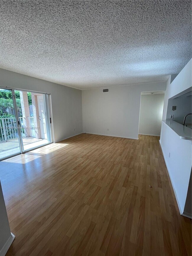 Foto del edificio - 10451 SW 157th Pl