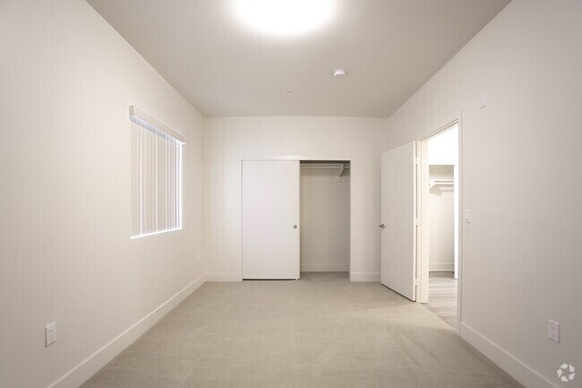 1HAB, 1BA - 667 ft² - CC Tan Center