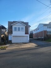 Building Photo - 2212 Liberty St