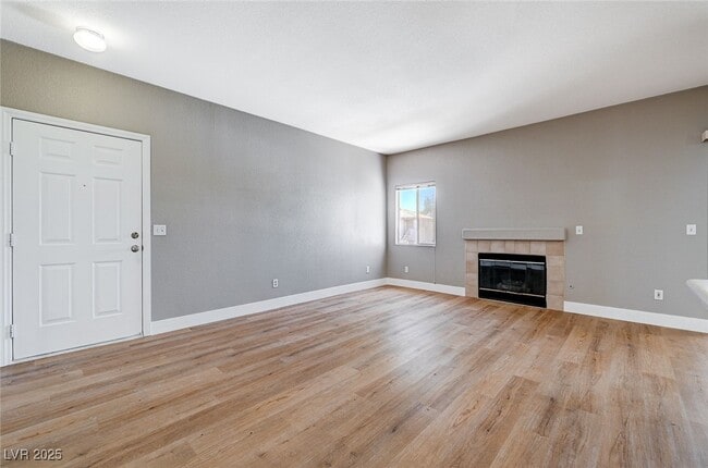 Foto del edificio - 855 N Stephanie St