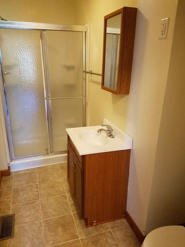 Foto del edificio - 5 Bedroom House in Cedar Falls