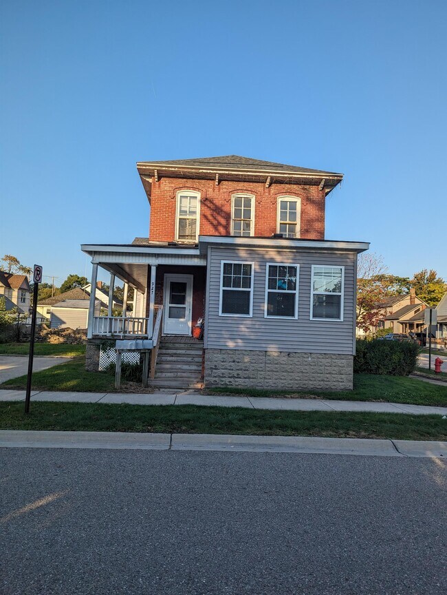 Foto del edificio - 927 Ontario St