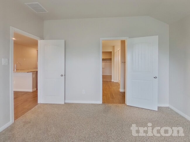 Building Photo - 128 Pronghorn Cir