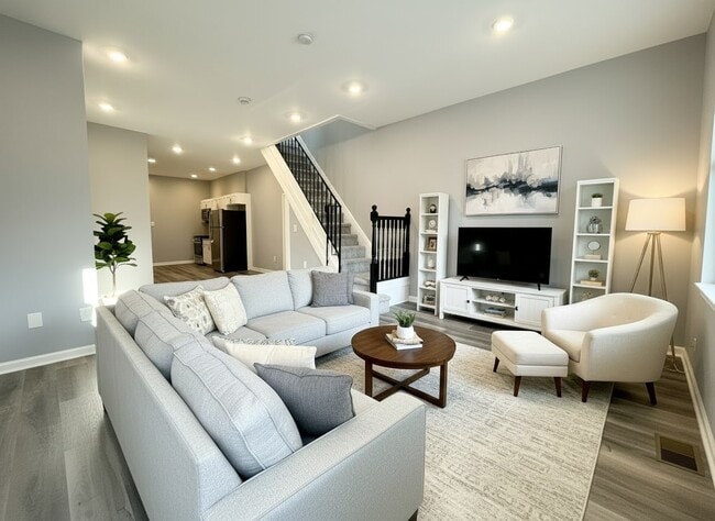 Photo - 7019 Saybrook Ave Townhome