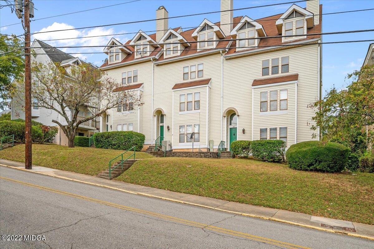 463 New St, Macon, GA 31201 Condo for Rent in Macon, GA