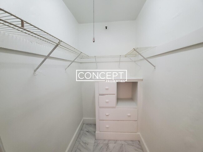 Building Photo - 91 Westland Ave