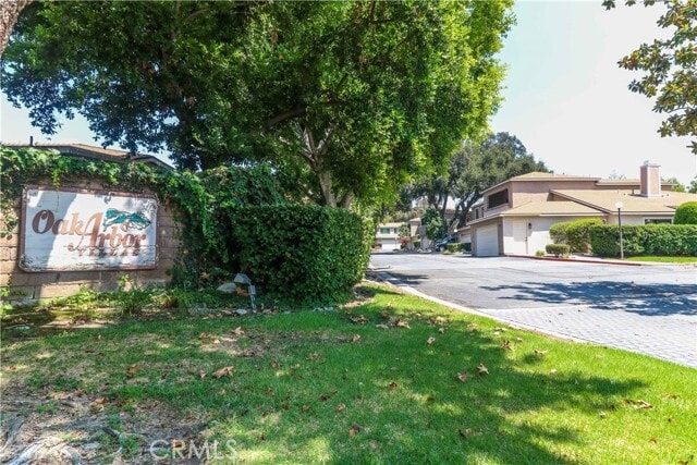Foto del edificio - 541 Wayland Ct
